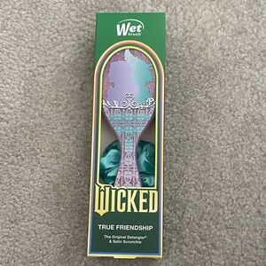 Wet Brush Wicked True Friendship Detangler